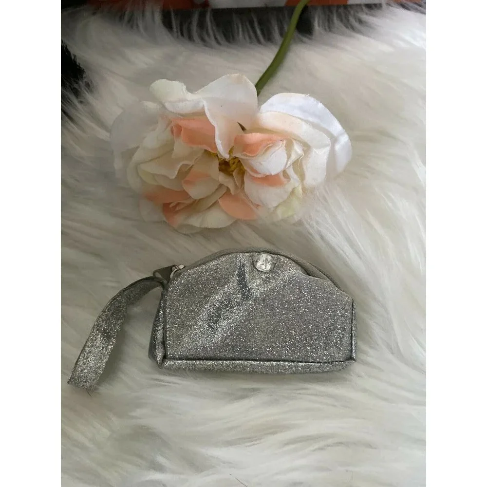 American Girl Battat OG Doll Retired Accessory Silver Clutch‎ for Dolls 16